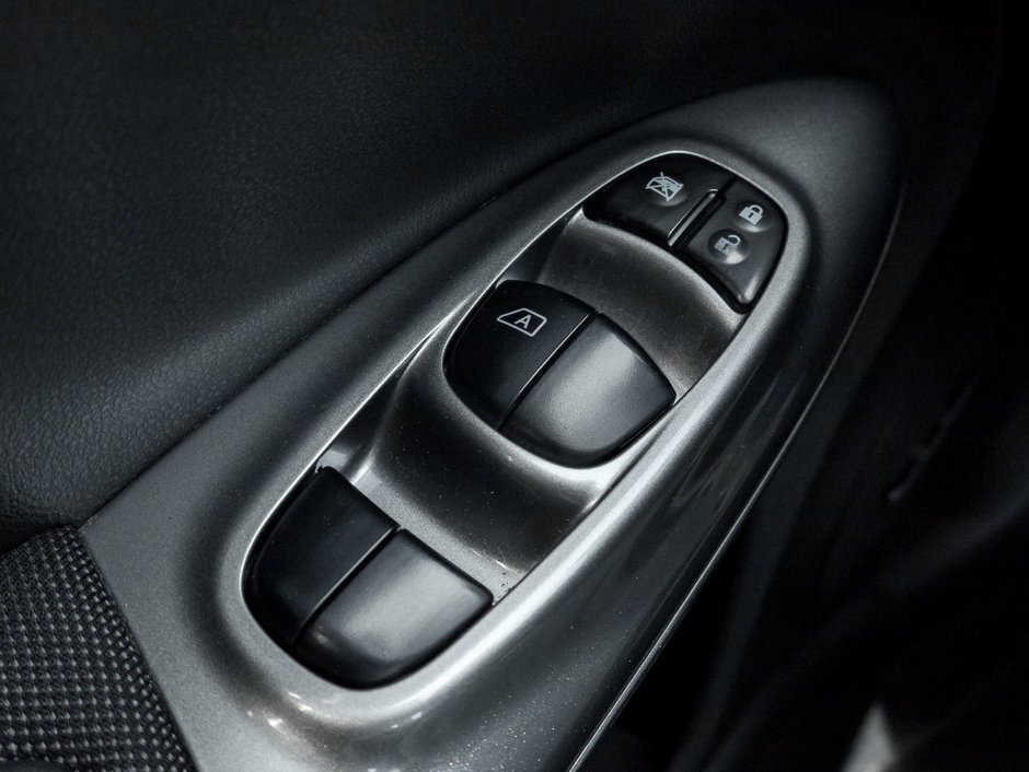 2015 Nissan Juke SL AWD CVT-14