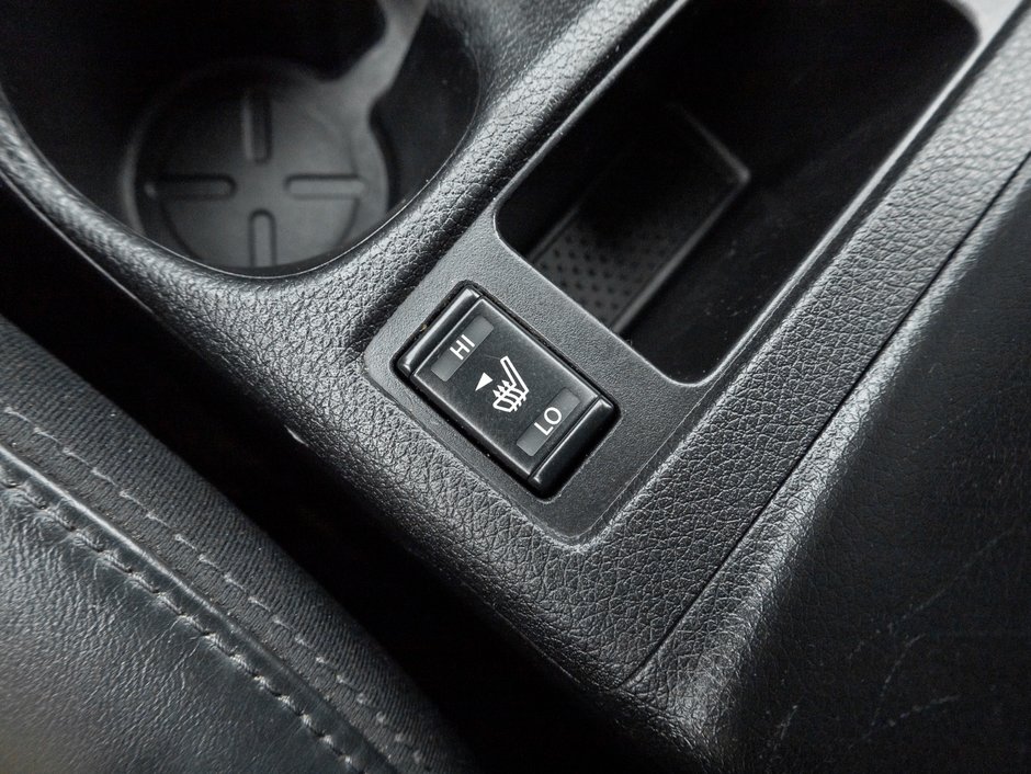 2015 Nissan Rogue SL AWD CVT-16