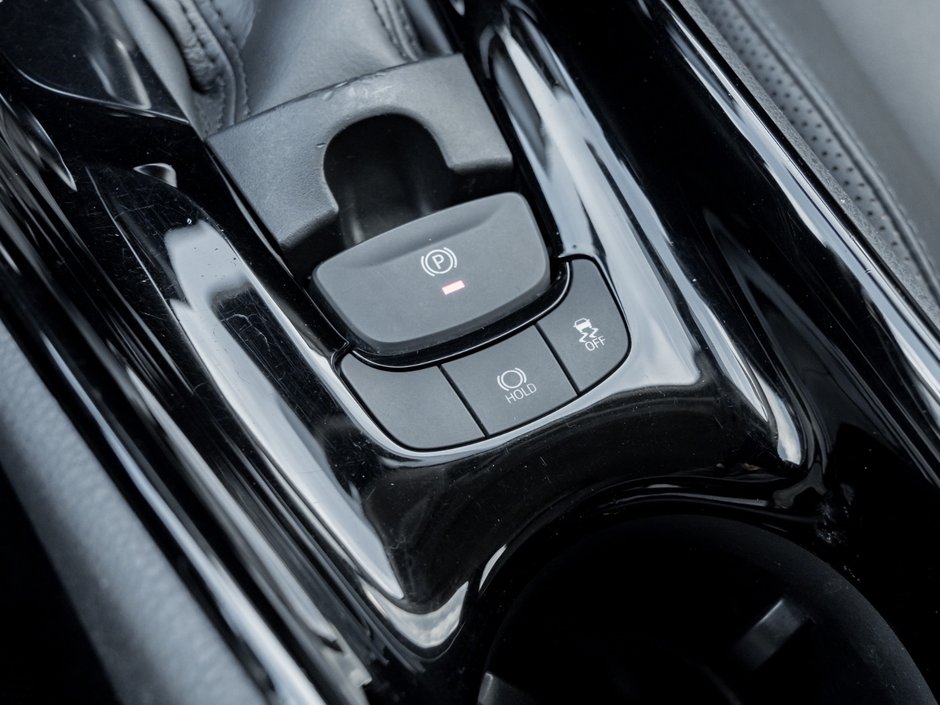 2021 Toyota C-HR Limited-14