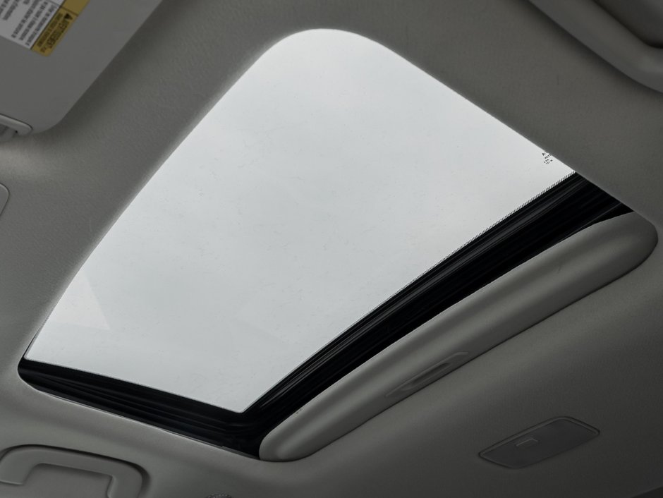 2022 Toyota Corolla Cross XLE AWD-18