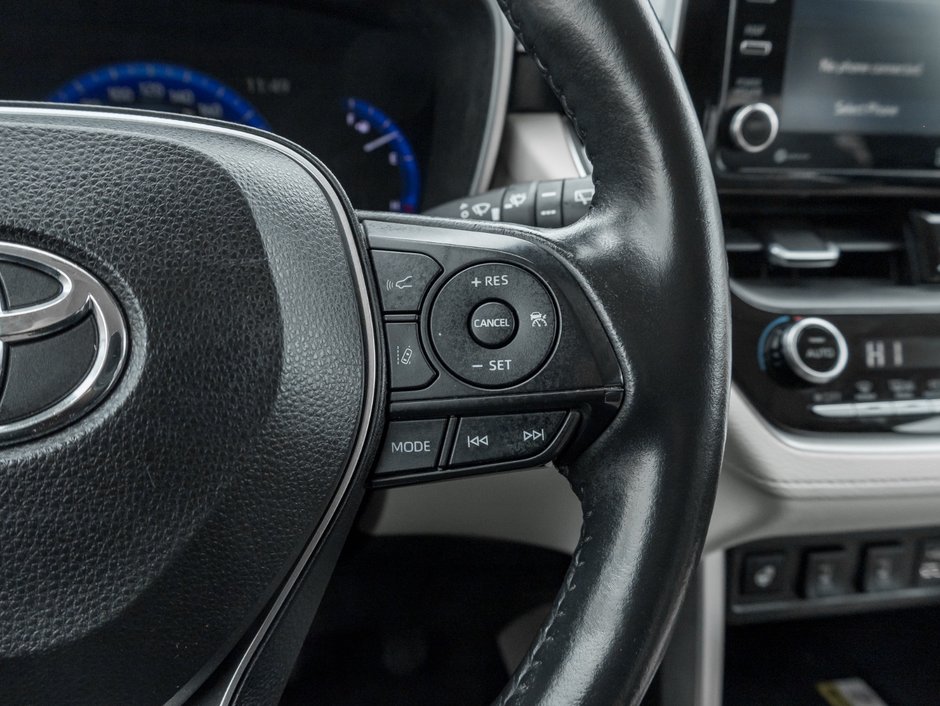 2022 Toyota Corolla Cross XLE AWD-9