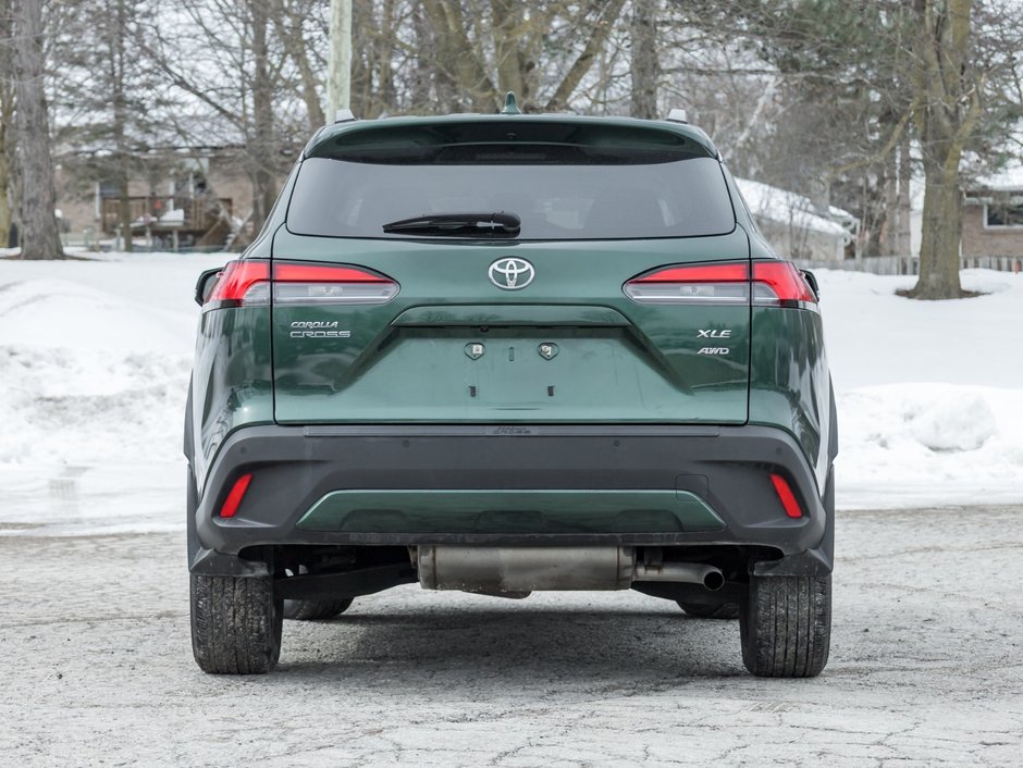 2022 Toyota Corolla Cross XLE AWD-5