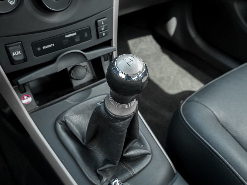2010 Toyota Corolla 4-door Sedan S 5M-15