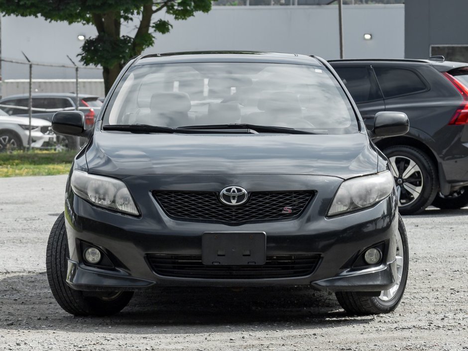 2010 Toyota Corolla 4-door Sedan S 5M-1