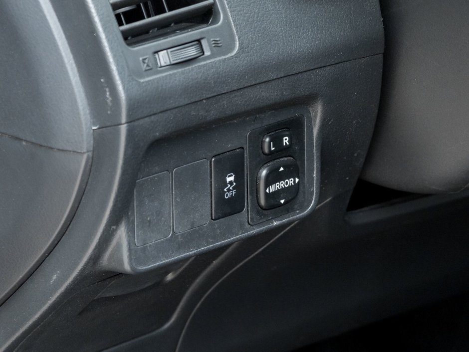 2010 Toyota Corolla 4-door Sedan S 5M-14