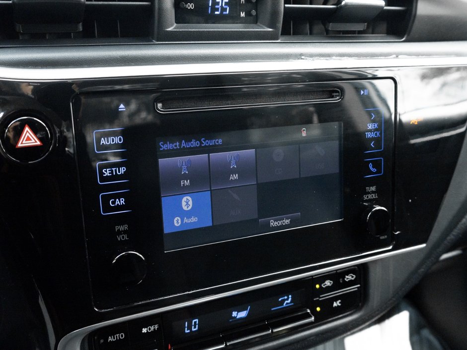2019 Toyota Corolla 4-door Sedan LE CVTi-S-18