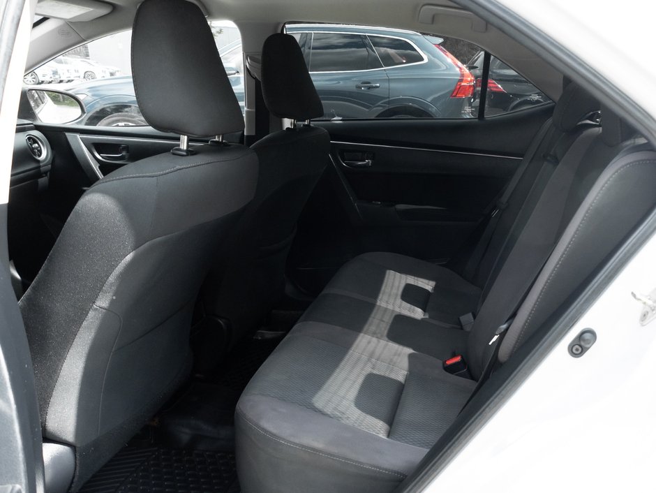 2019 Toyota Corolla 4-door Sedan LE CVTi-S-20