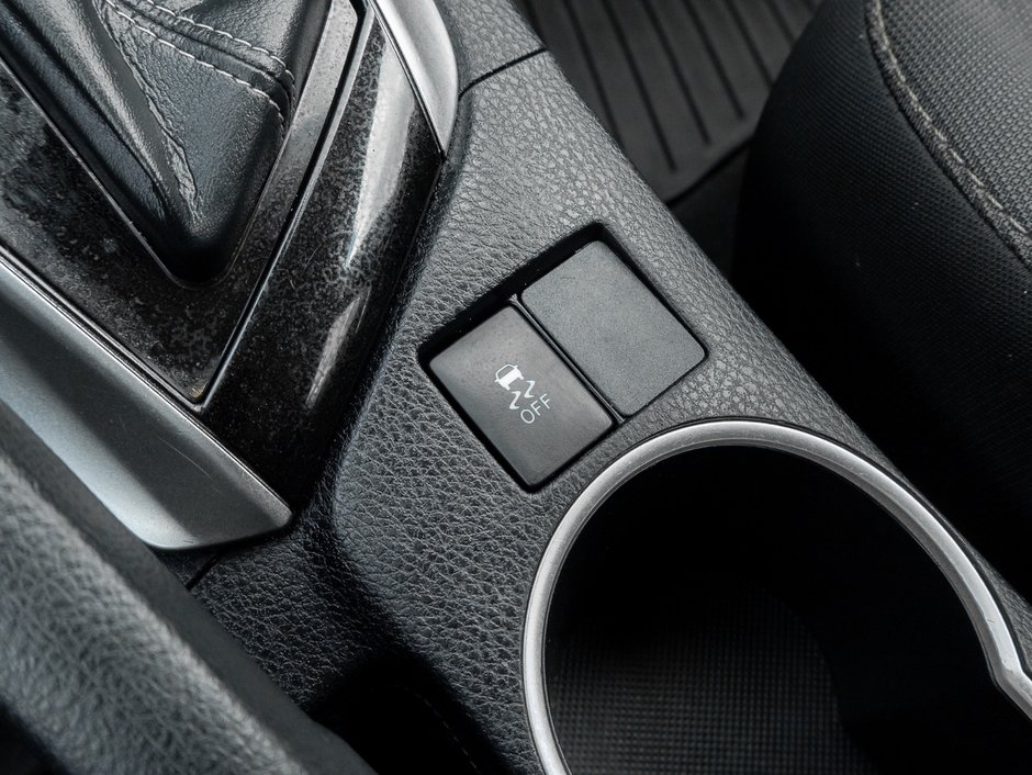 2019 Toyota Corolla 4-door Sedan LE CVTi-S-15
