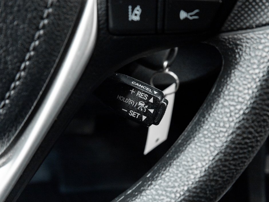 2019 Toyota Corolla 4-door Sedan LE CVTi-S-10