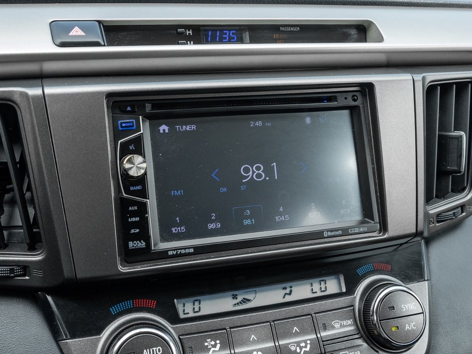 2014 Toyota RAV4 AWD XLE-17