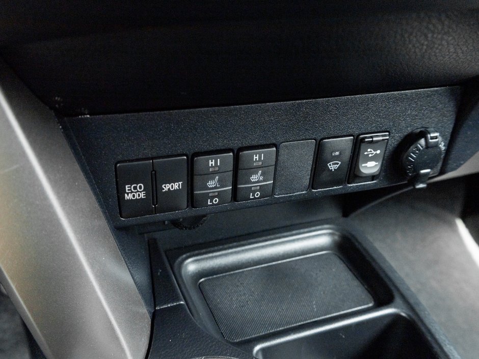 2014 Toyota RAV4 AWD XLE-15
