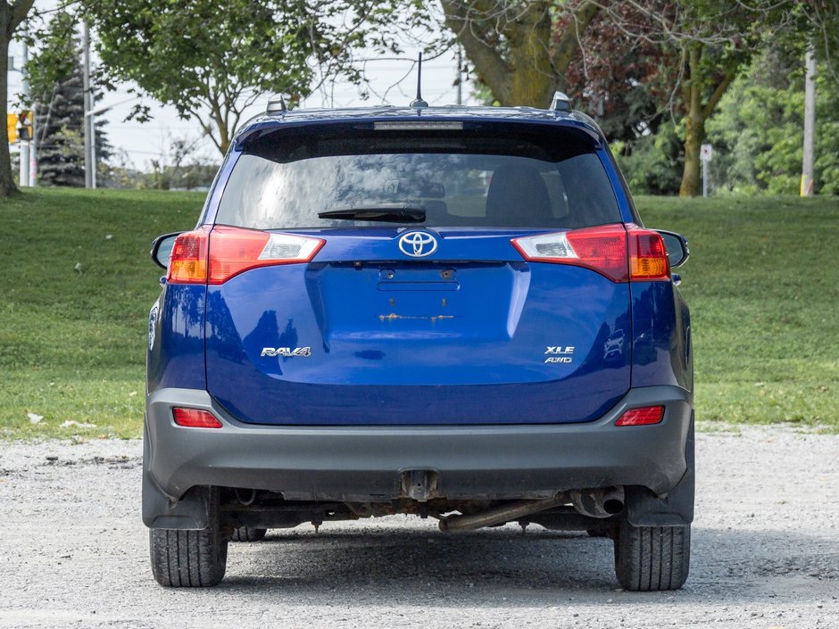 2014 Toyota RAV4 AWD XLE-4