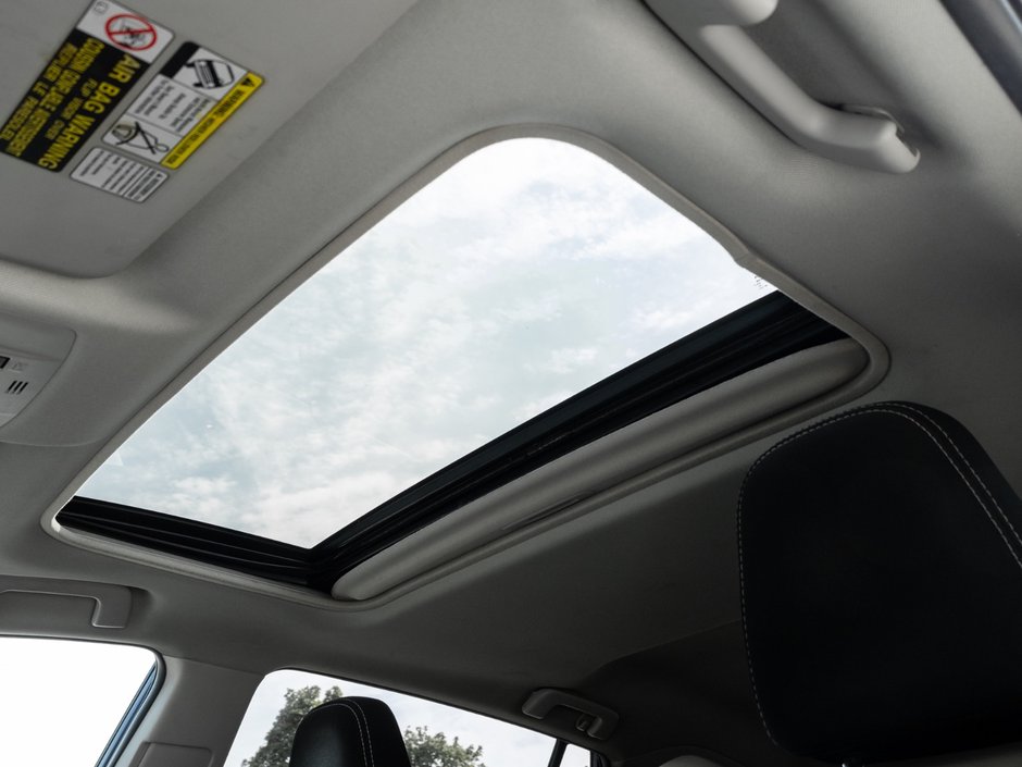 2014 Toyota RAV4 AWD XLE-18