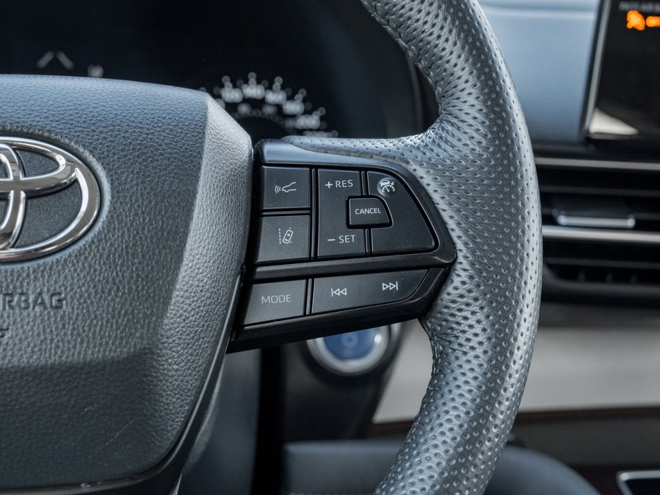 2024 Toyota Sienna Hybrid Sienna LE 8-Pass-12