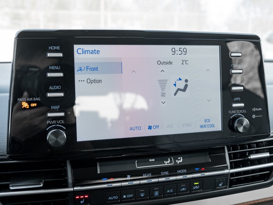 2024 Toyota Sienna Hybrid Sienna LE 8-Pass-18