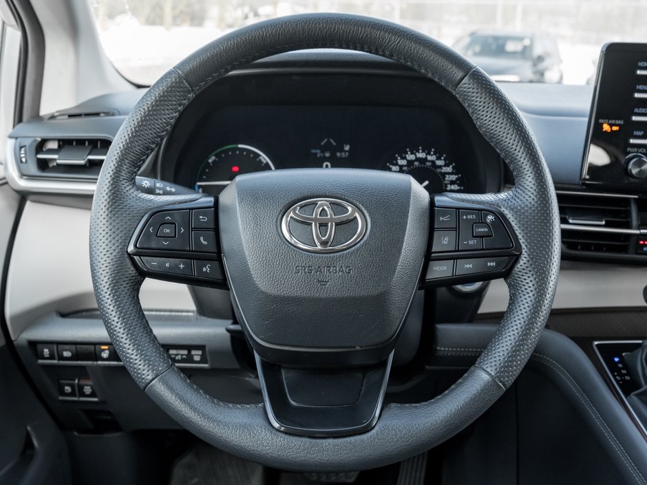 2024 Toyota Sienna Hybrid Sienna LE 8-Pass-10