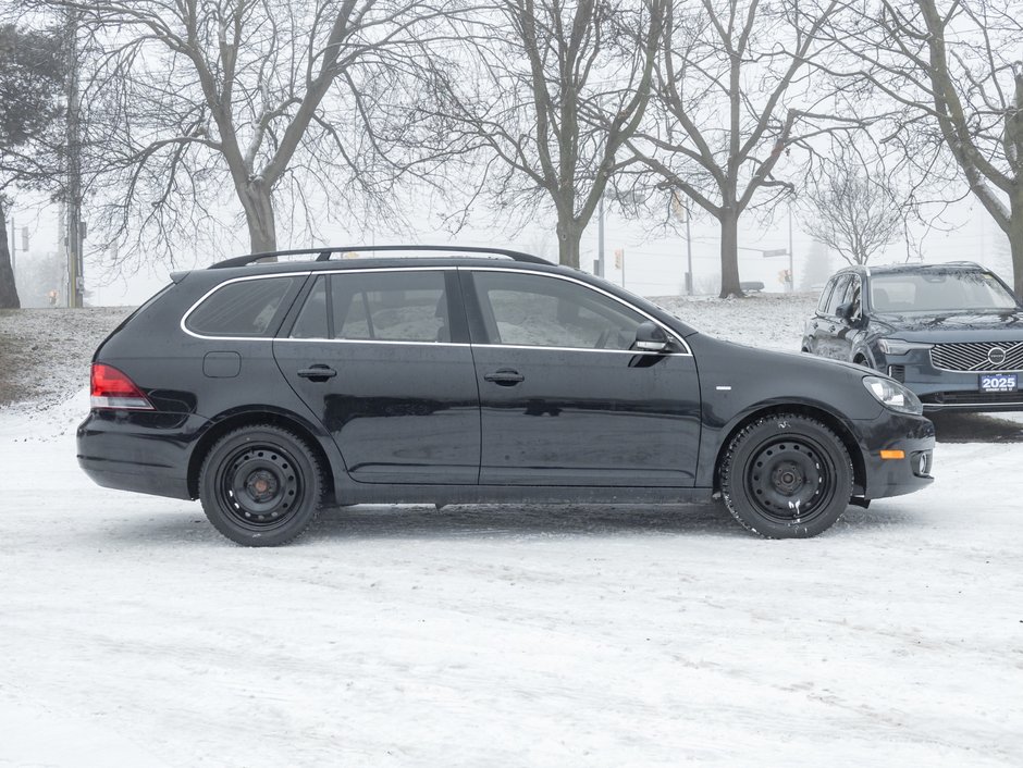 2014 Volkswagen Golf Wagon Wolfsburg Edition 2.0 TDI 6sp DSG at w/ Tip-4