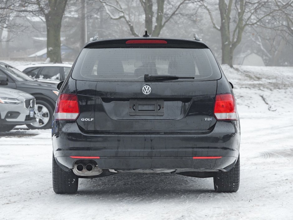 2014 Volkswagen Golf Wagon Wolfsburg Edition 2.0 TDI 6sp DSG at w/ Tip-5