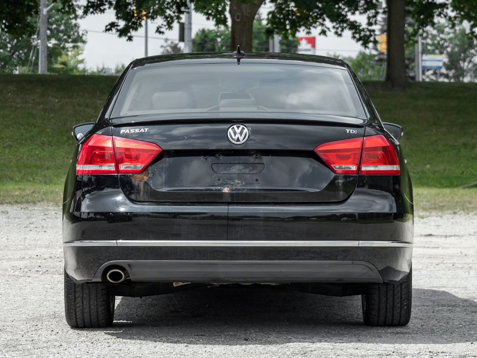 2013 Volkswagen Passat Comfortline 2.0 TDI 6sp DSG at w/ Tip-5