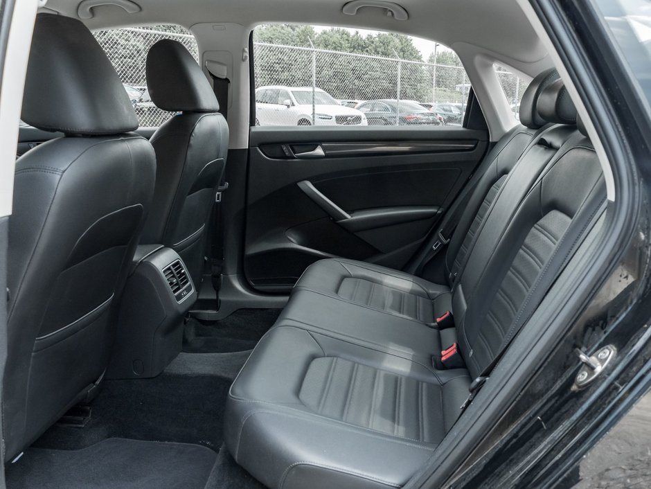 2013 Volkswagen Passat Comfortline 2.0 TDI 6sp DSG at w/ Tip-21