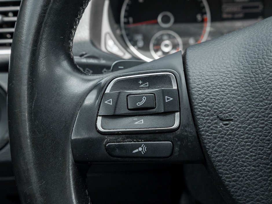 2013 Volkswagen Passat Comfortline 2.0 TDI 6sp DSG at w/ Tip-10