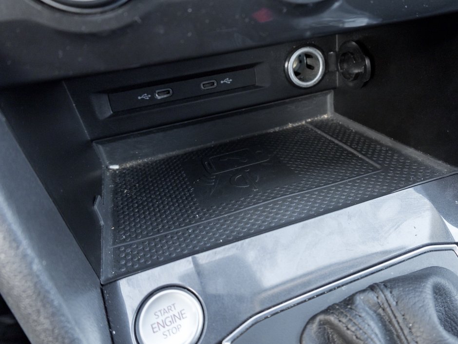 2021 Volkswagen Tiguan United 2.0T 8sp at w/Tip 4M-13