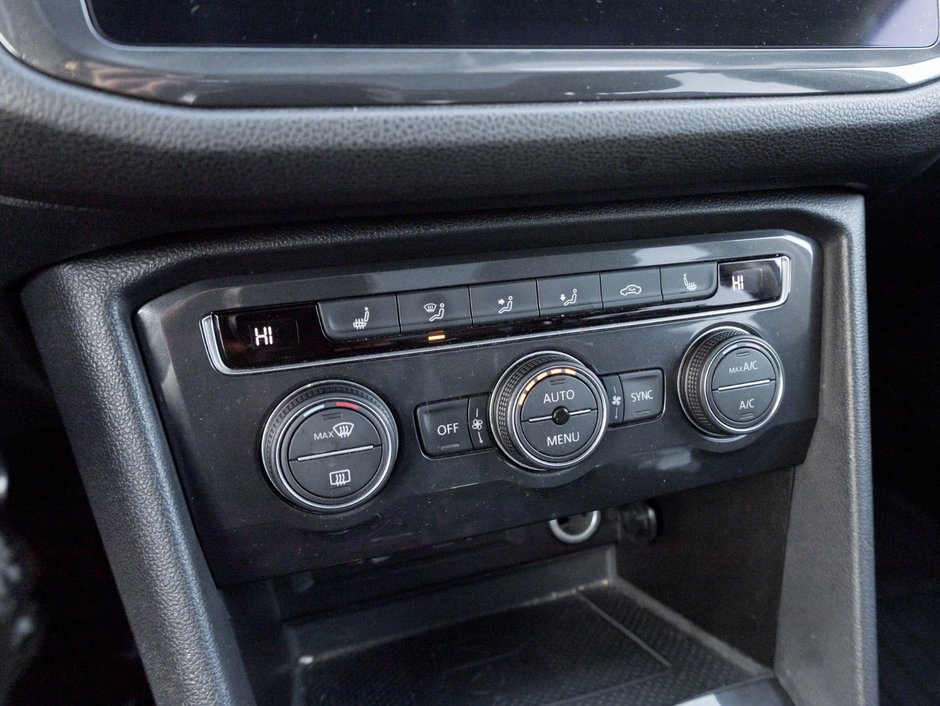 2021 Volkswagen Tiguan United 2.0T 8sp at w/Tip 4M-14