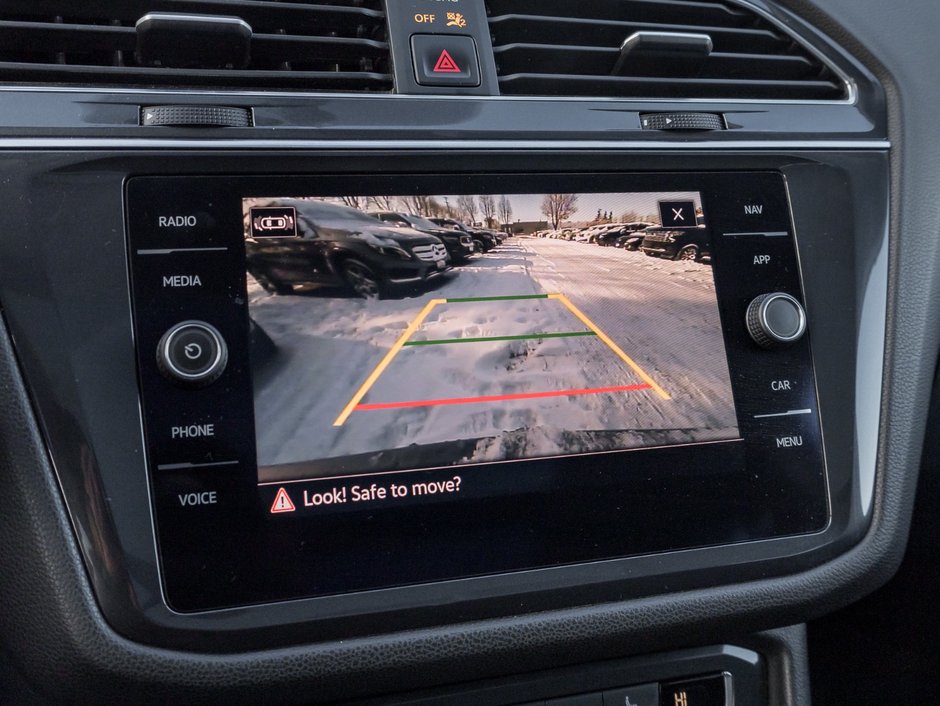 2021 Volkswagen Tiguan United 2.0T 8sp at w/Tip 4M-17