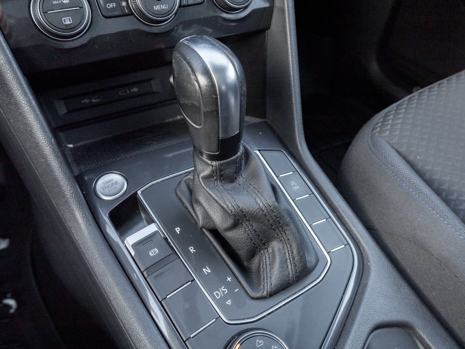 2021 Volkswagen Tiguan United 2.0T 8sp at w/Tip 4M-11