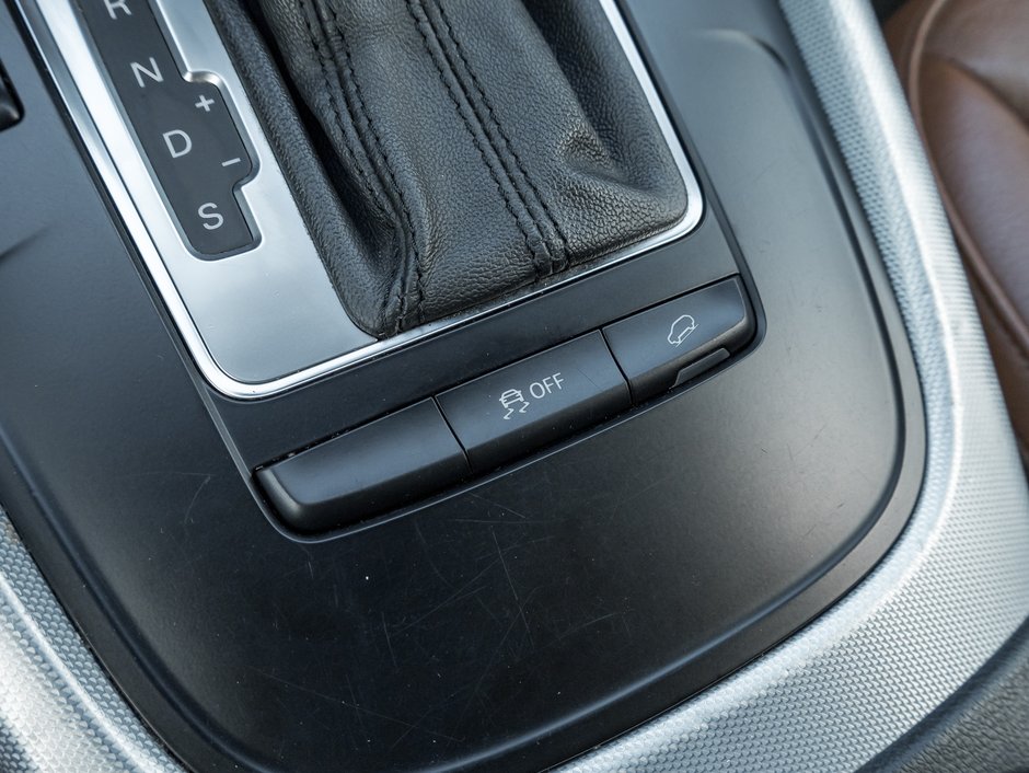 2012 Audi Q5 Quattro 4dr 2.0L Premium-14