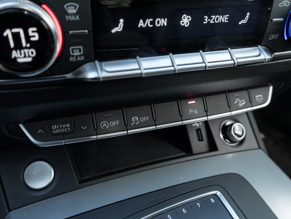 2019 Audi Q5 Progressiv 45 TFSI quattro  TRADE IN  SAFETY CERT-19