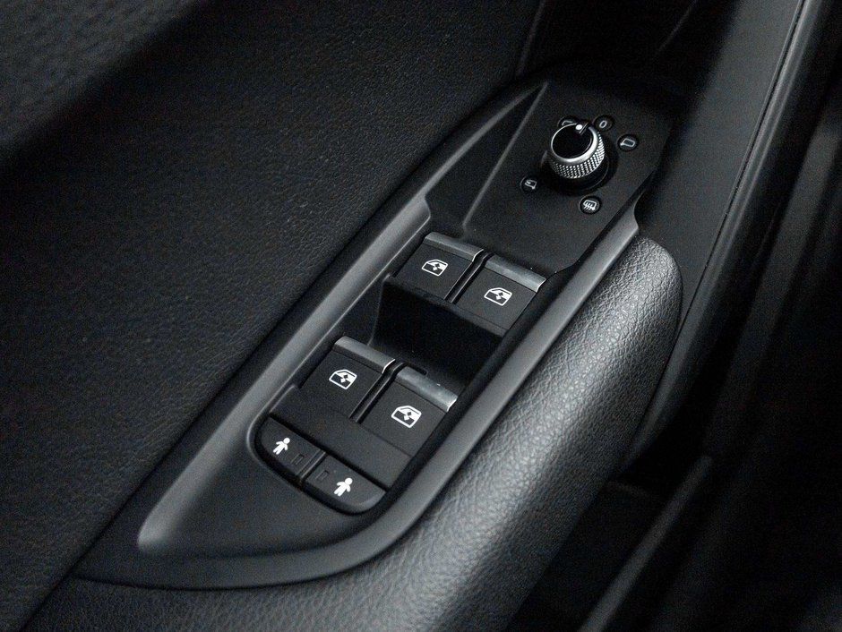 2019 Audi Q5 TECHNIK ? S Line ? Trade In ? Well Maintained-15