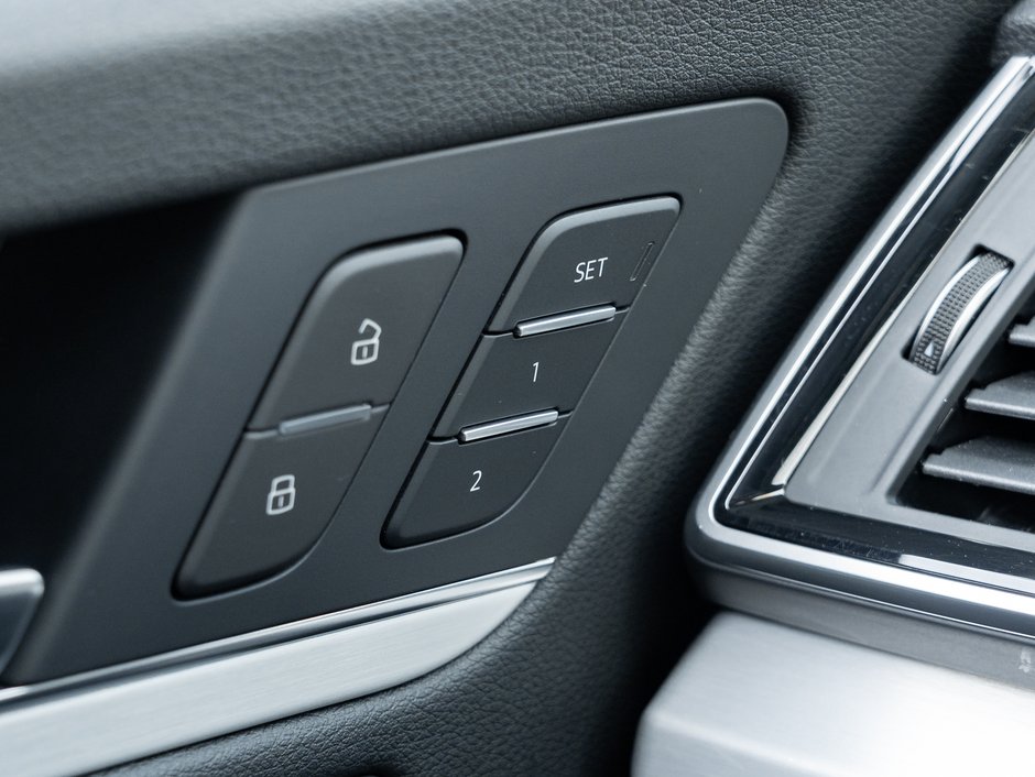 2023 Audi Q5 Technik 45 TFSI quattro  HUD  S LINE BLACK PACK-16