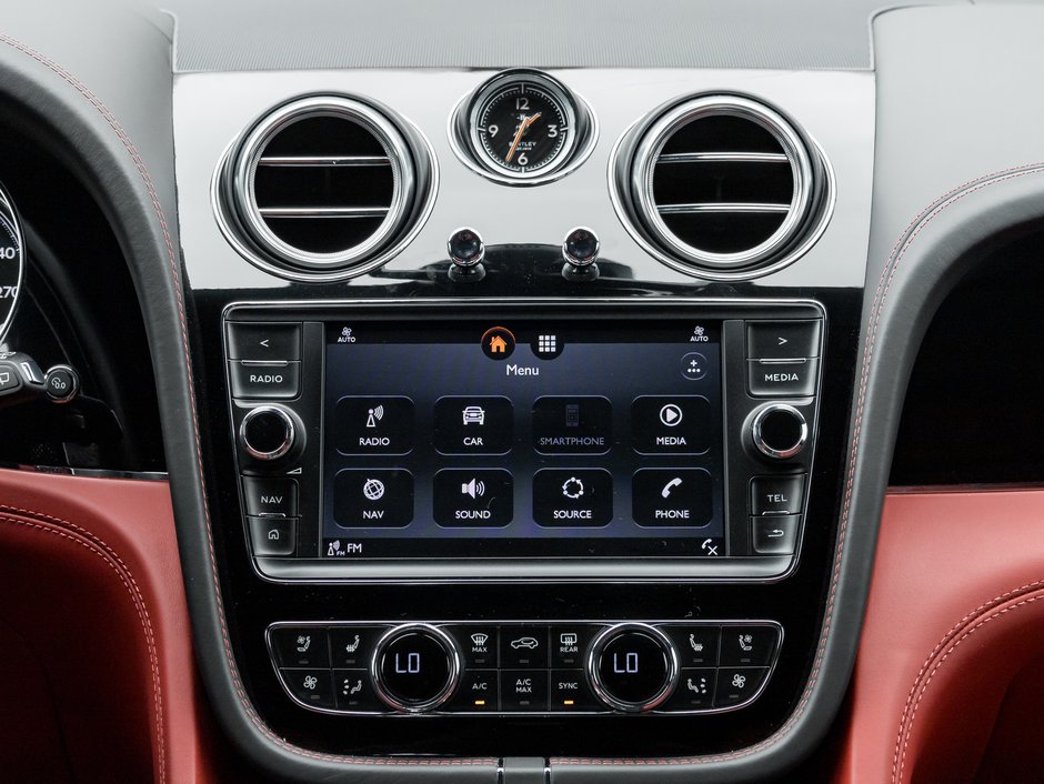 2019 Bentley Bentayga V8 AWD  TRADE IN  ULTRA LUXURY SUV  LOW KM-28