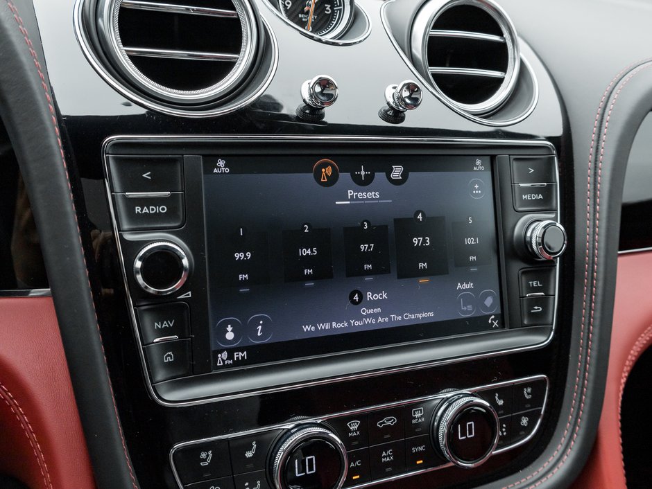 2019 Bentley Bentayga V8 AWD  TRADE IN  ULTRA LUXURY SUV  LOW KM-21
