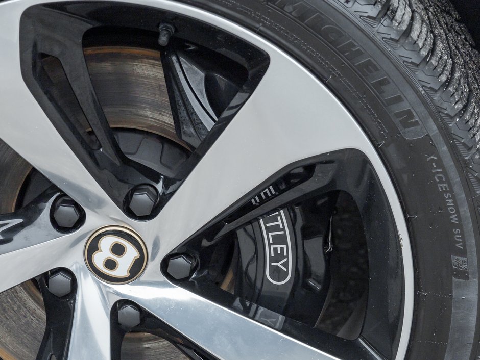 2019 Bentley Bentayga V8 AWD  TRADE IN  ULTRA LUXURY SUV  LOW KM-4