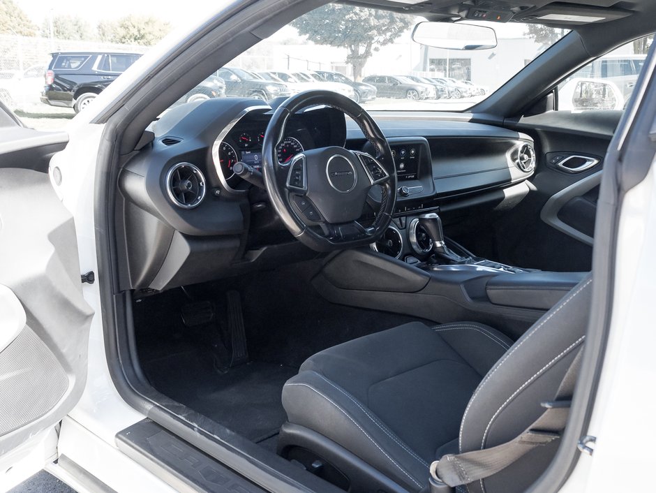 2019 Chevrolet Camaro 2dr Cpe 1LT *** SAFETY CERTIFIED ***-7