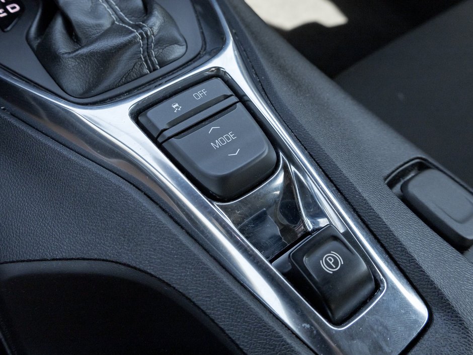 2019 Chevrolet Camaro 2dr Cpe 1LT *** SAFETY CERTIFIED ***-16