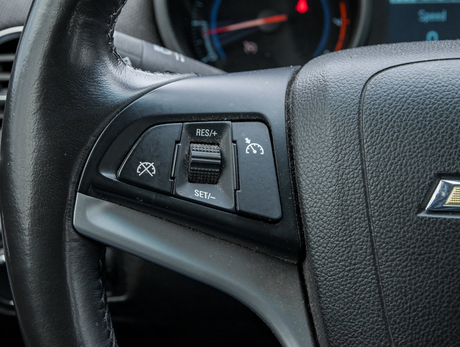 2013 Chevrolet Cruze 4dr Sdn LT Turbo w-1SA-8