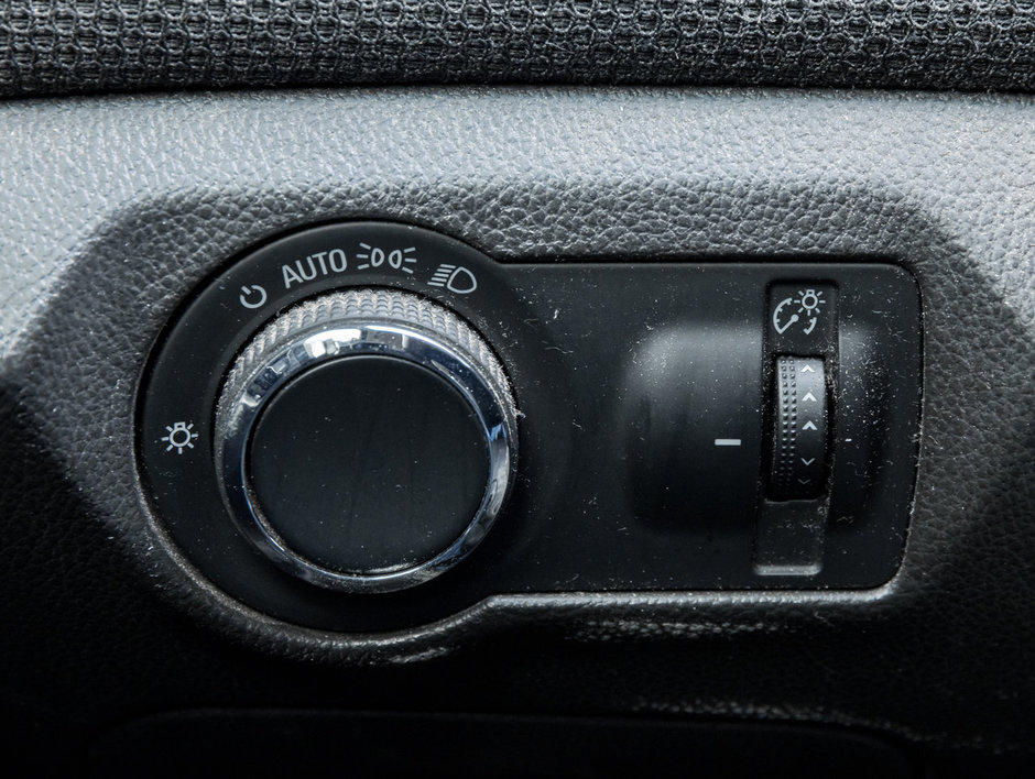 2013 Chevrolet Cruze 4dr Sdn LT Turbo w-1SA-12