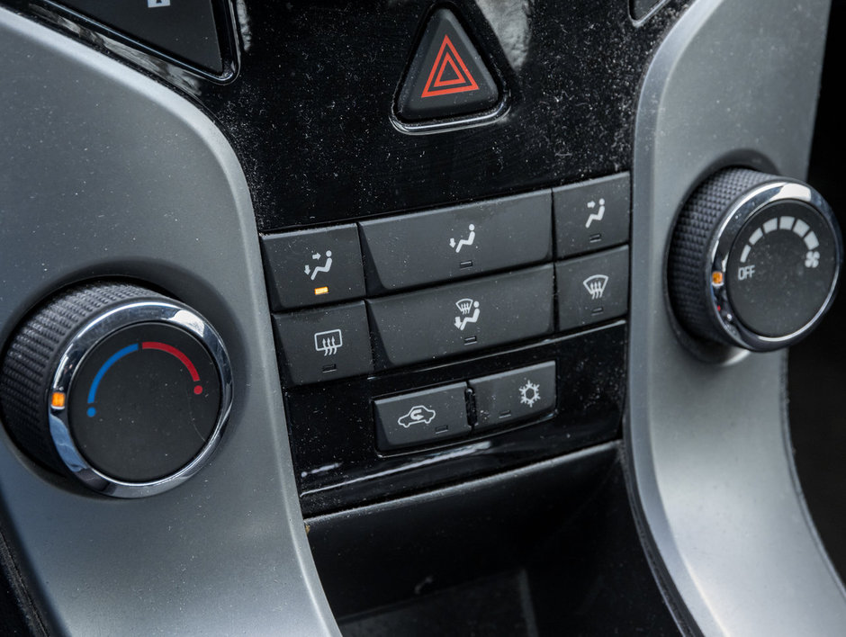 2013 Chevrolet Cruze 4dr Sdn LT Turbo w-1SA-15