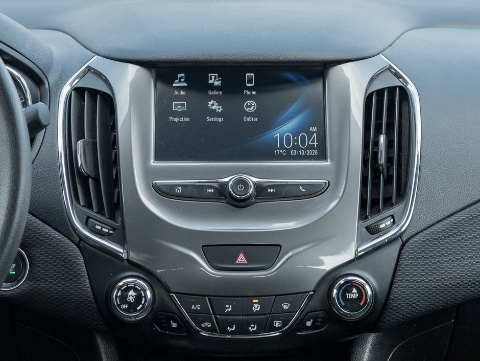 Chevrolet Cruze 4dr Sdn 1.4L LT w-1SD  SAFETY CERTIFIED  TRADE IN 2018-20