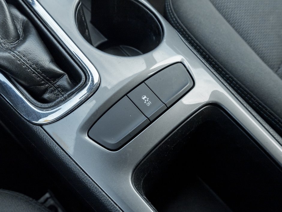 Chevrolet Cruze 4dr Sdn 1.4L LT w-1SD  SAFETY CERTIFIED  TRADE IN 2018-14