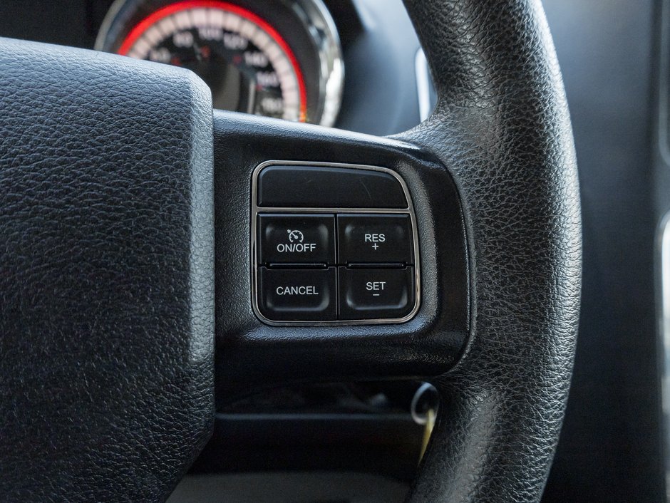 2019 Dodge Grand Caravan SXT  ONE OWNER  ACCIDENTS FREE  SAFETY CERT-9