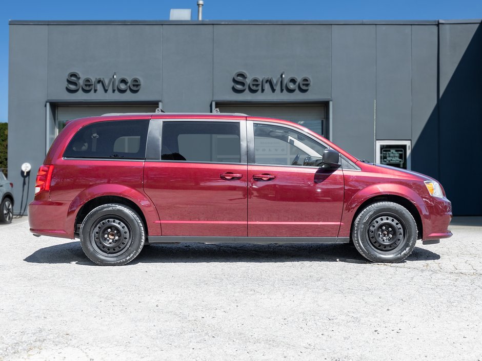 2019 Dodge Grand Caravan SXT 2WD   AVAILABLE FOR FINANCING-4