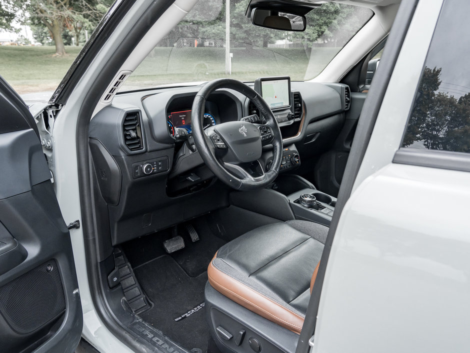2021 Ford BRONCO SPORT Outer Banks 4x4  ONE OWNER  SAFETY CERTIFIED-7