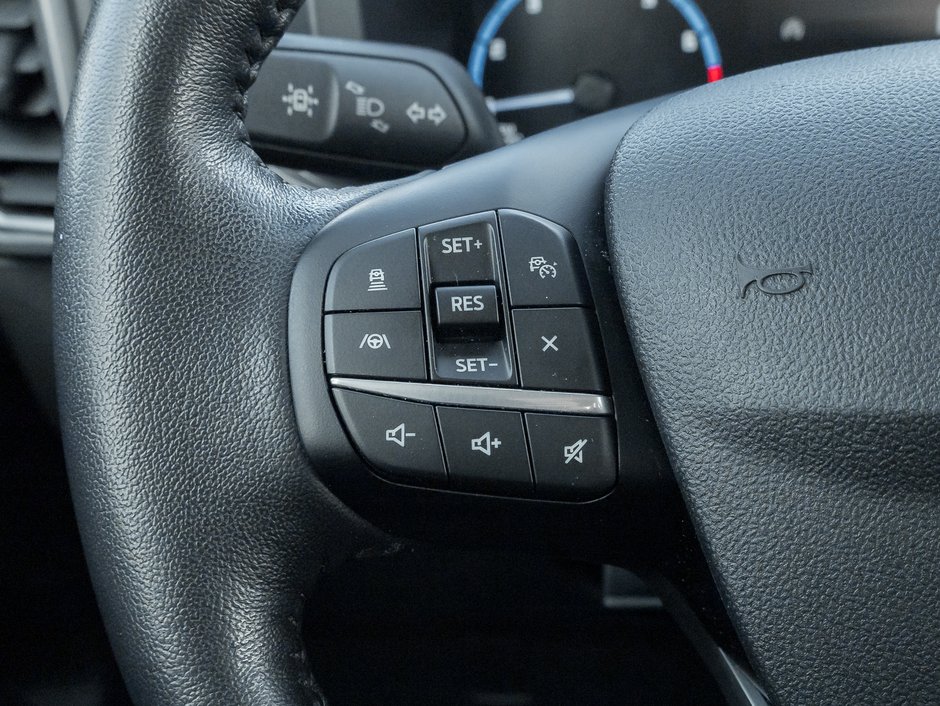 2023 Ford Bronco Sport Big Bend 4x4  TRADE IN  2 SETS OF TIRES  LOW KM-9