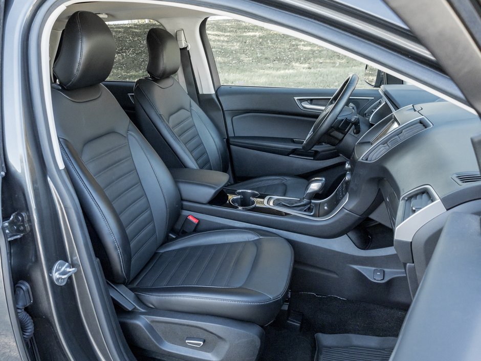 2018 Ford Edge SEL AWD / SAFETY CERTIFIED / ACCIDENT FREE-18