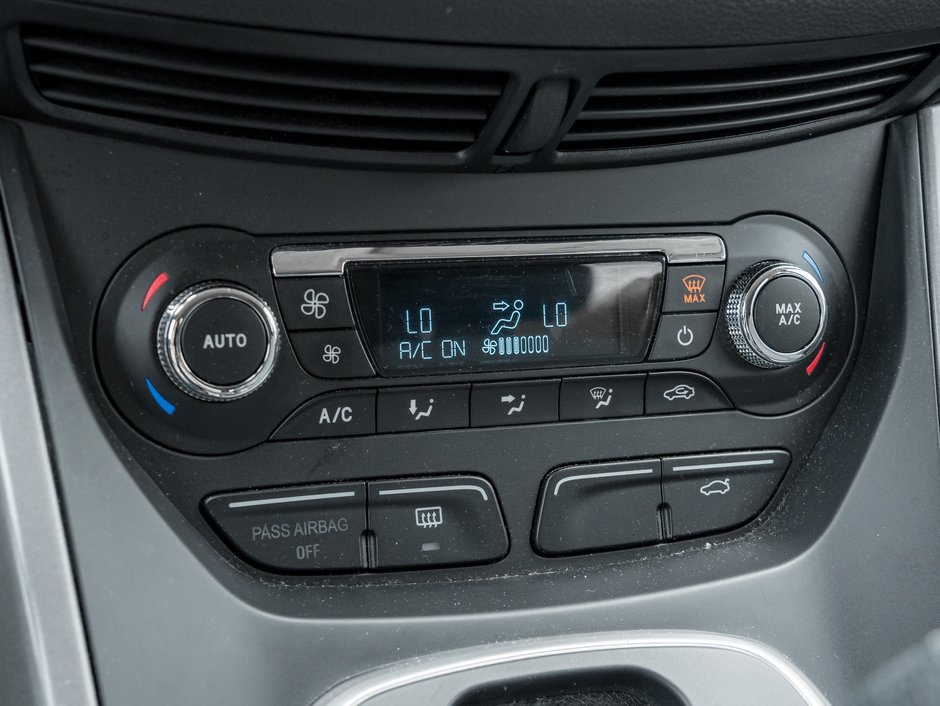 2013 Ford Escape 4WD 4dr SE /  SAFETY CERTIFIED / ACCIDENT FREE-14