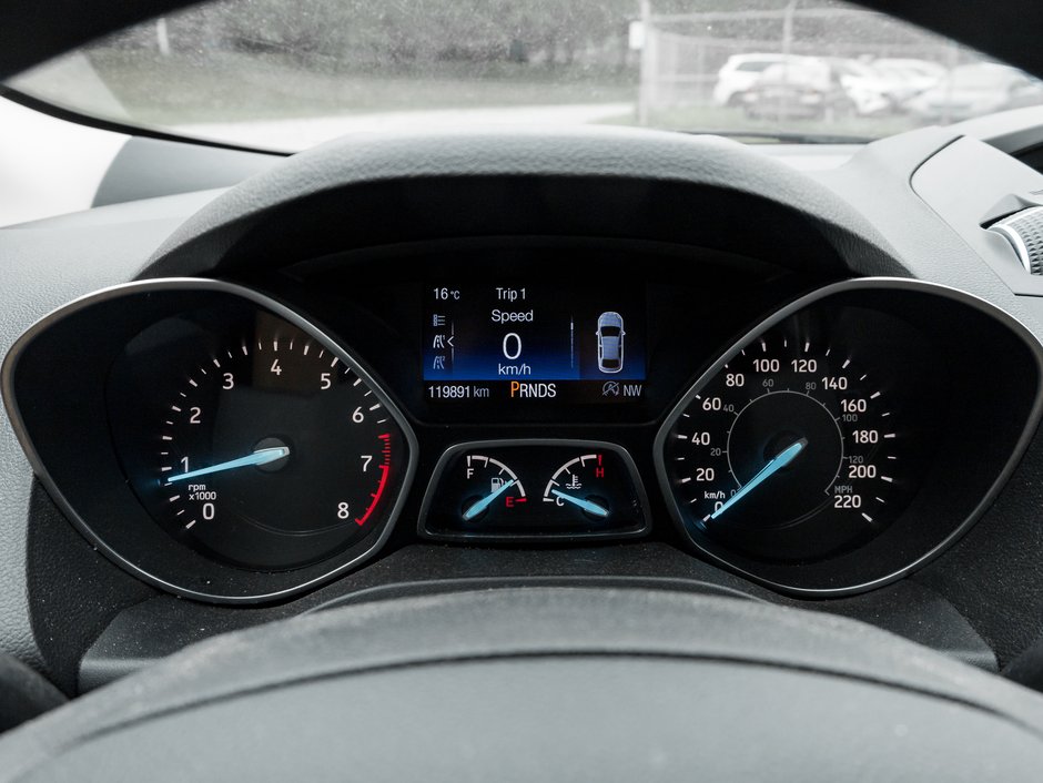 2018 Ford Escape SE FWD/ SAFETY CERTIFIED-9